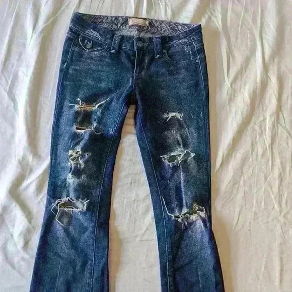 Paige Premium Denim, Ripped Jeans, Flare leg, Size  5, Low raise - Picture 4 of 10